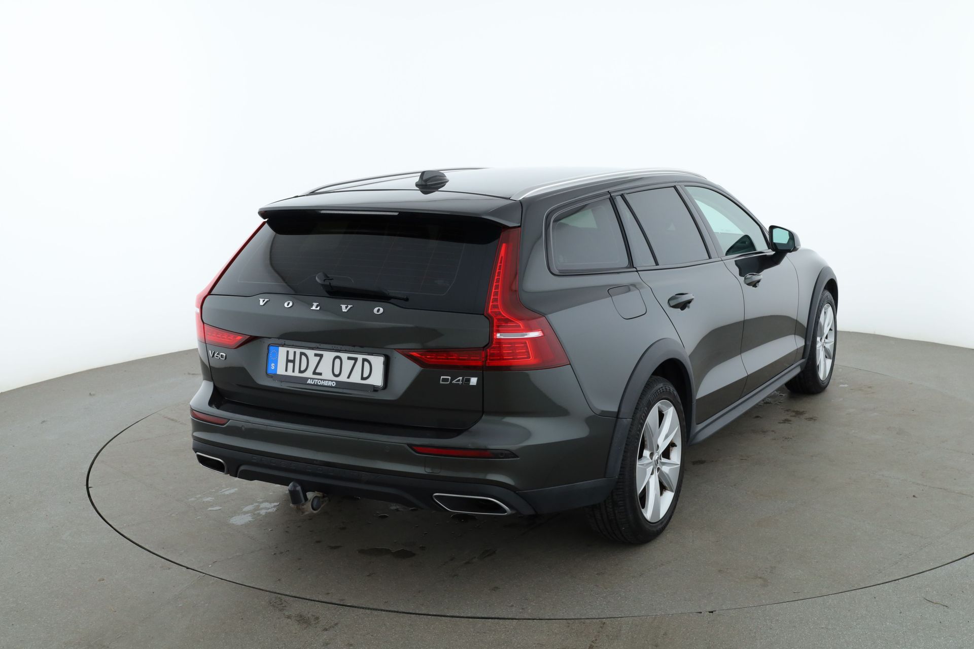 Volvo V60 Cross Country 2019, kuva 6/10