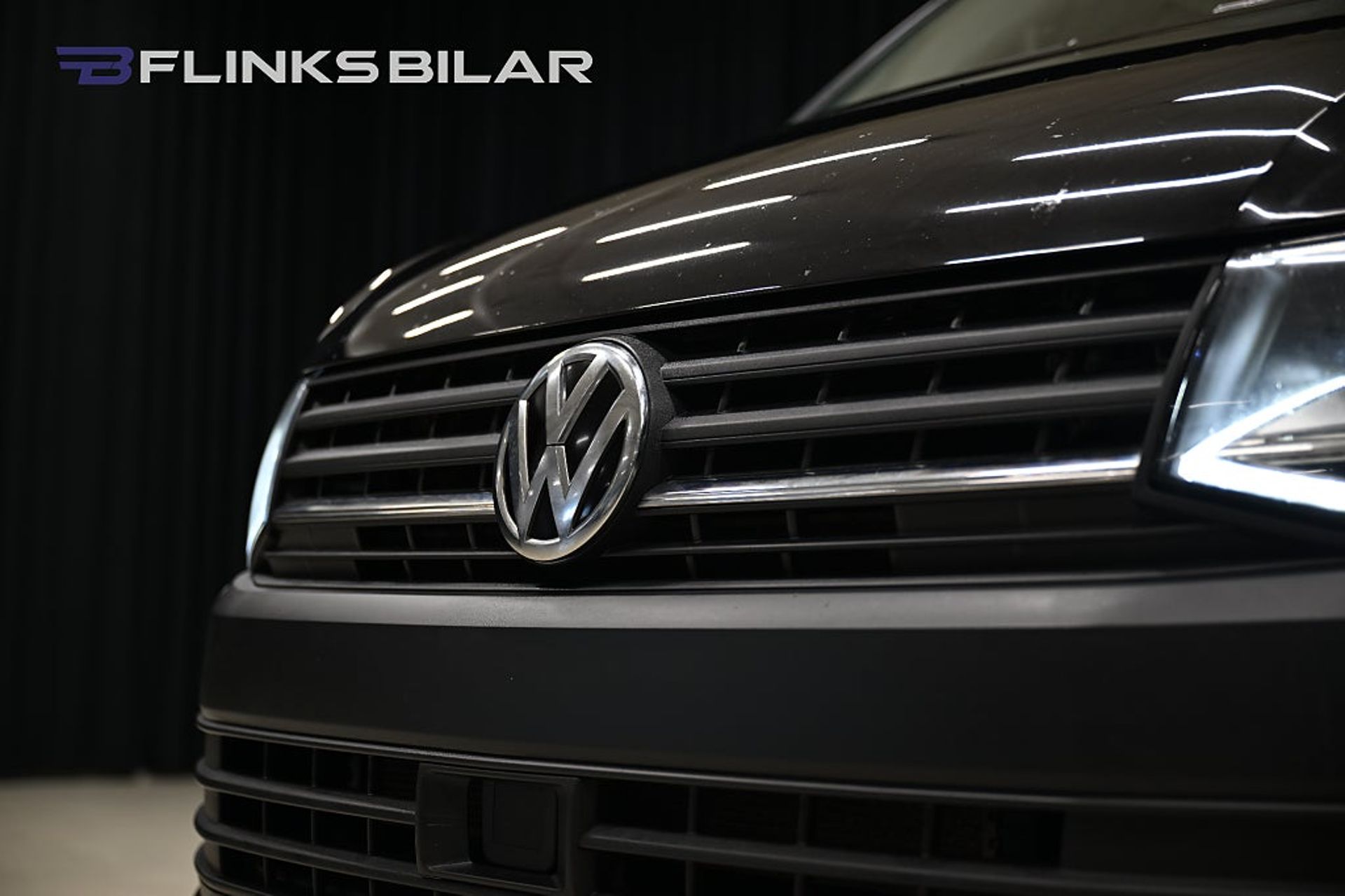 Volkswagen Transporter 2.0 TDI SCR 2017, kuva 2/10