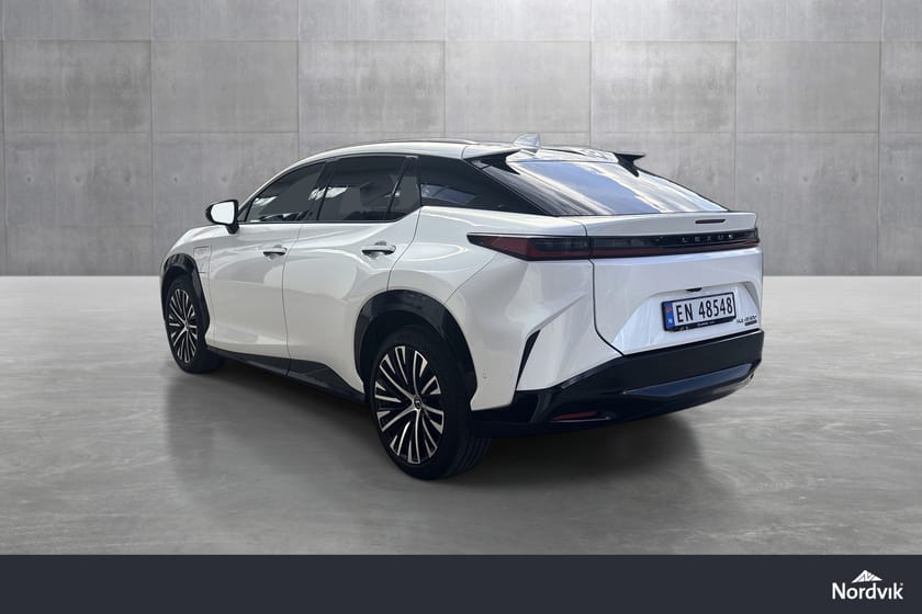 Bilde 4 av Lexus RZ 450e AWD Luxury