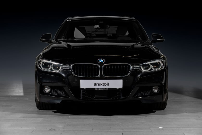 Bilde 2 av BMW 330e Sedan