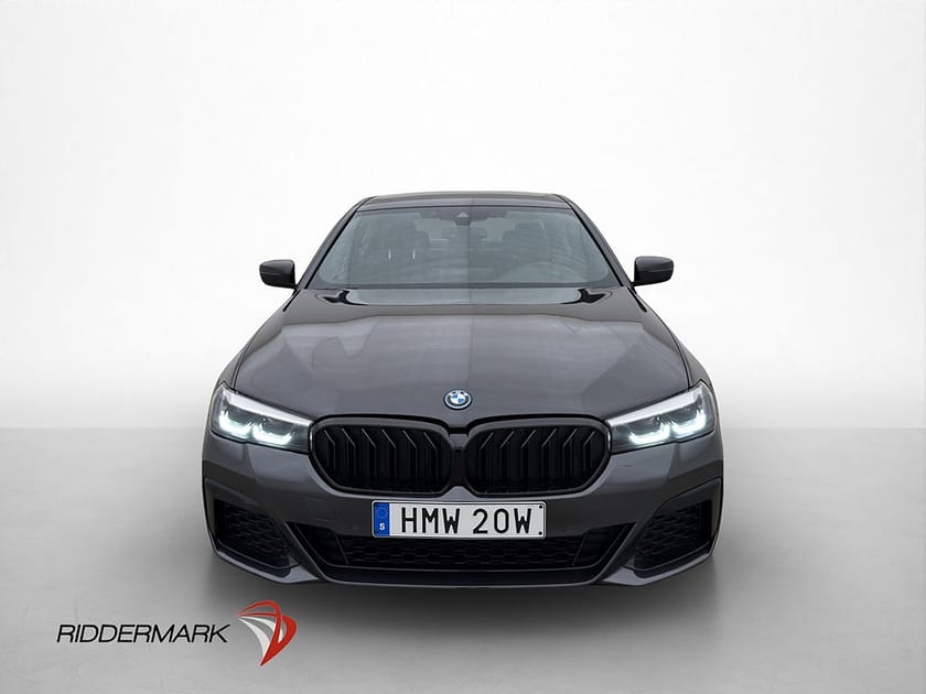 Bild 2 av BMW 530e xDrive Sedan 292hk M Sport Läder Comfort access HiFi Drag