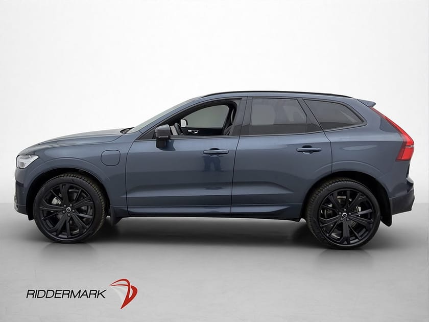 Bild 4 av Volvo XC60 Recharge T6 AWD Plus Black 360° H/K Drag Skinn