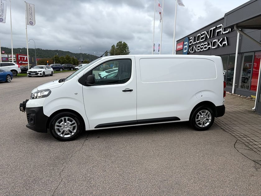 Bild 3 av Opel Vivaro Skåpbil IP L2 Drag, Backkamera, Värmare