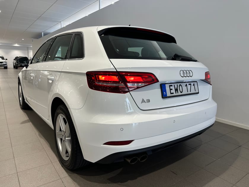 Bild 5 av Audi A3 Sportback 35 TFSI 1.5 150HK/ Sensorer bak