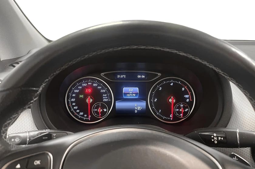Bild 5 av Mercedes-Benz B 200 d Urban Backkamera