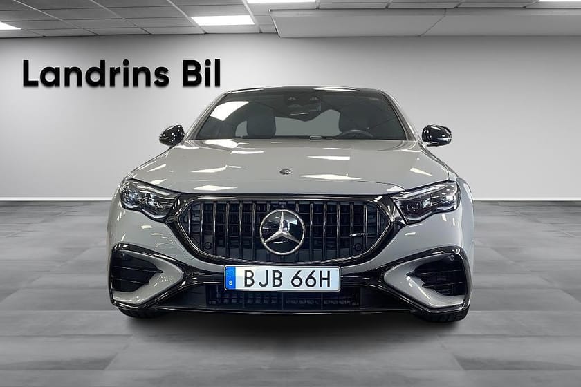 Bild 2 av Mercedes-Benz AMG E 53 HYBRID 4MATIC+