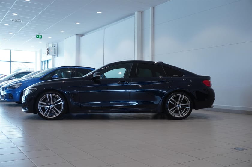 Bild 4 av BMW 430i Gran Coupé M-Sport Navi HiFi Drag