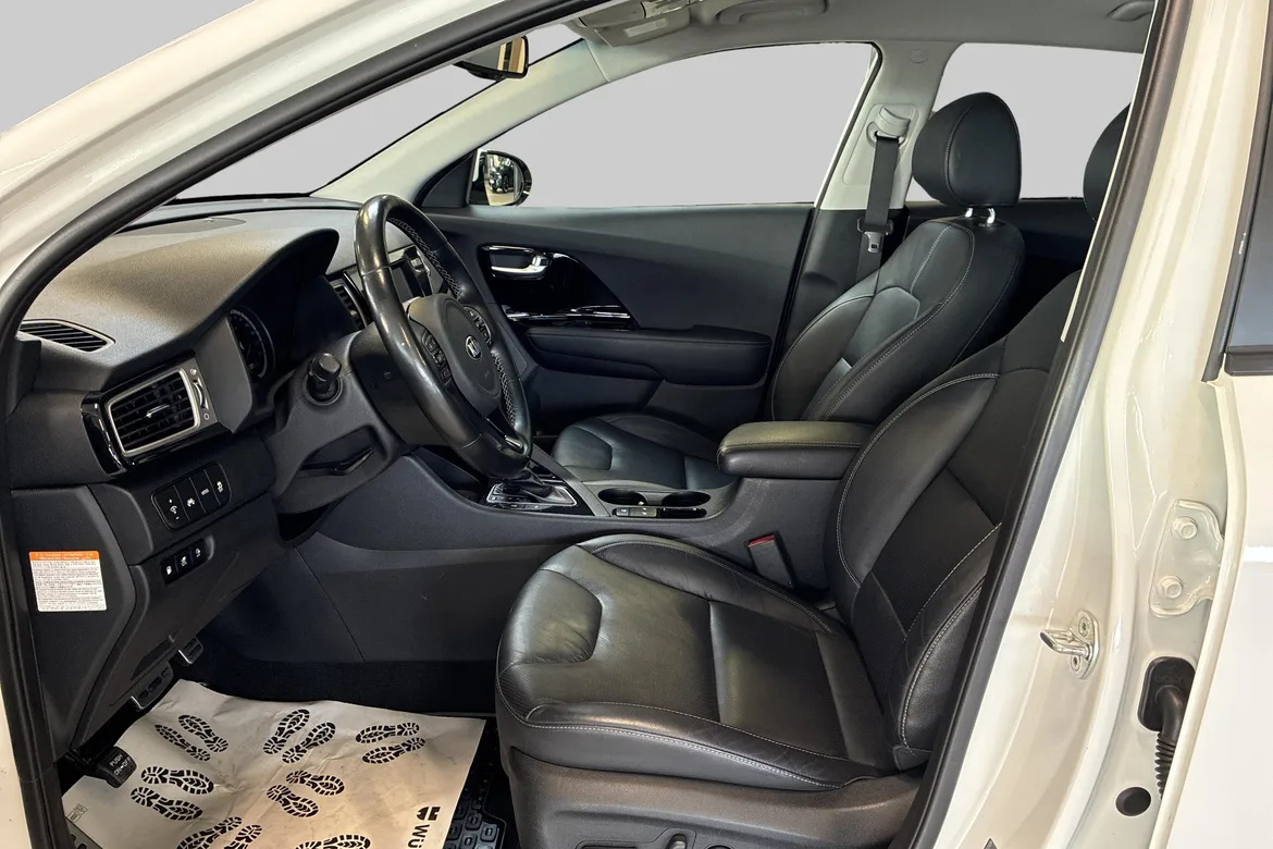 picture of a car