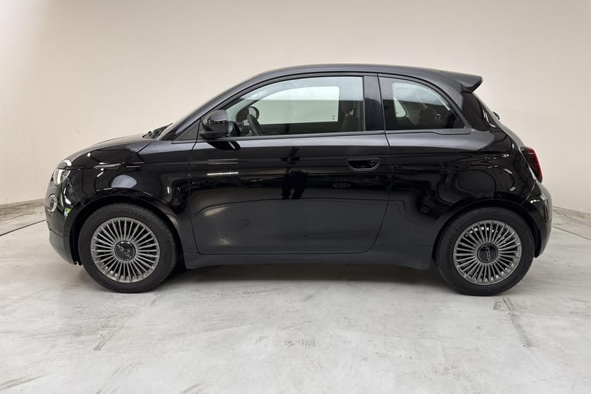 Bild 2 av Fiat 500e (118hk)
