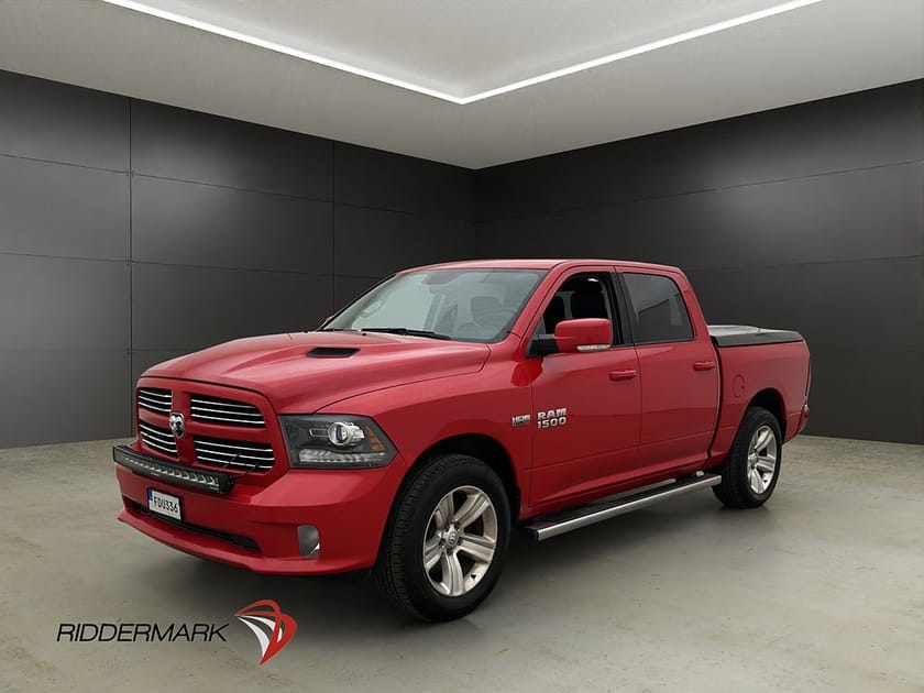 Bild 3 av RAM 1500 Crew Cab Dodge Sport 5.7 4x4 Luft Drag Skinn Taklucka Alpin