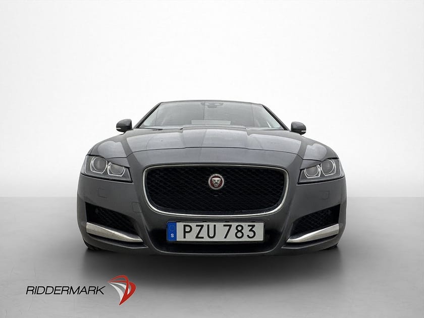 Bild 2 av Jaguar XF 20d AWD 180hk B-Kamera Skinn D-Värmare Navi