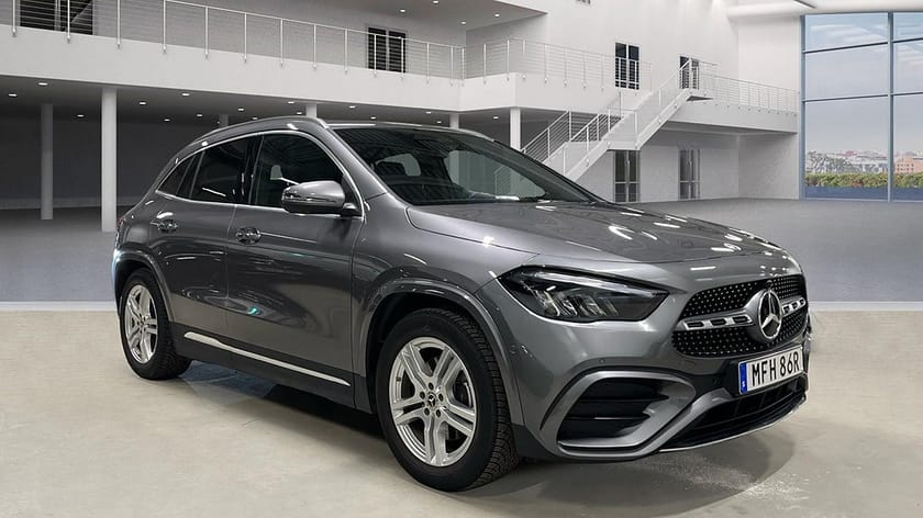 Bild 2 av Mercedes-Benz GLA 220 d 4MATIC 4MATIC, AMG Line, Premium, Drag, Värmare, 360