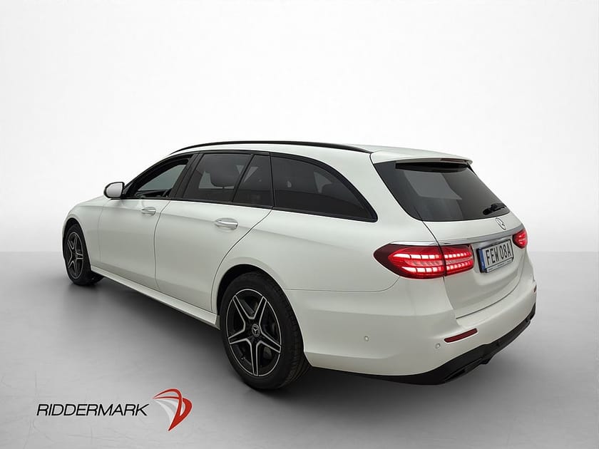 Bild 5 av Mercedes-Benz E 300 T de 4MATIC E300 4M AMG Wide Pano 360° Burm Värmare