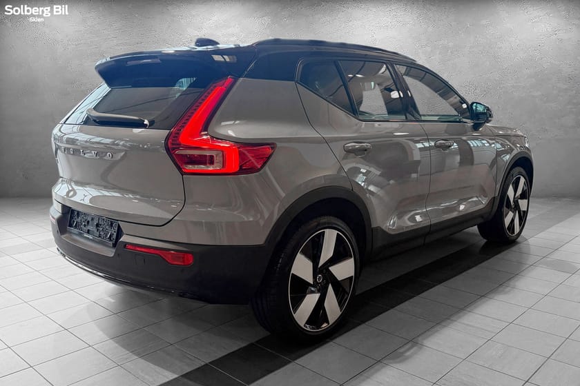 Bilde 4 av Volvo EX40 Twin Motor Performance ULTRA PERFORMANCE/NY.SERVICE/HENGER.F/ PANO/ H&K/ 20''
