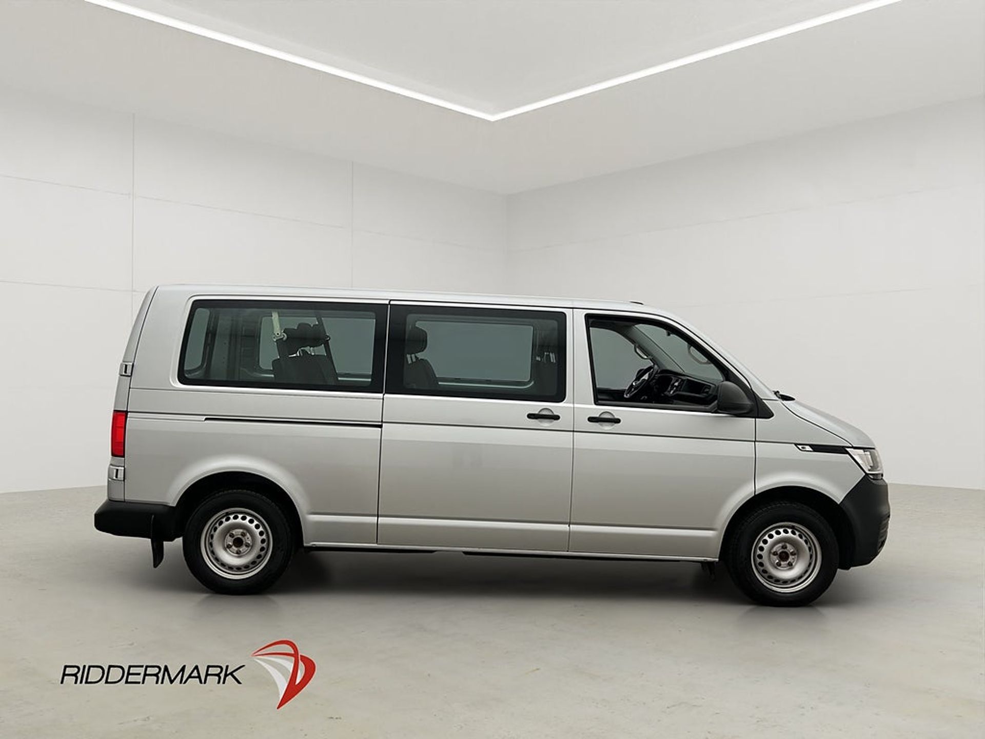 Volkswagen Transporter 2022, bild 2/10