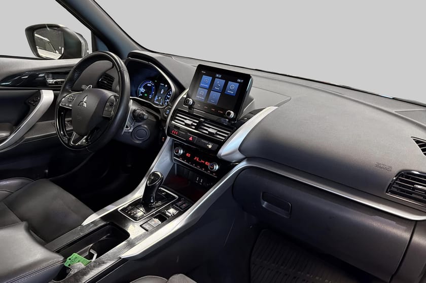 Bild 4 av Mitsubishi Eclipse Cross PHEV 188hk S-AWC Kamera Drag