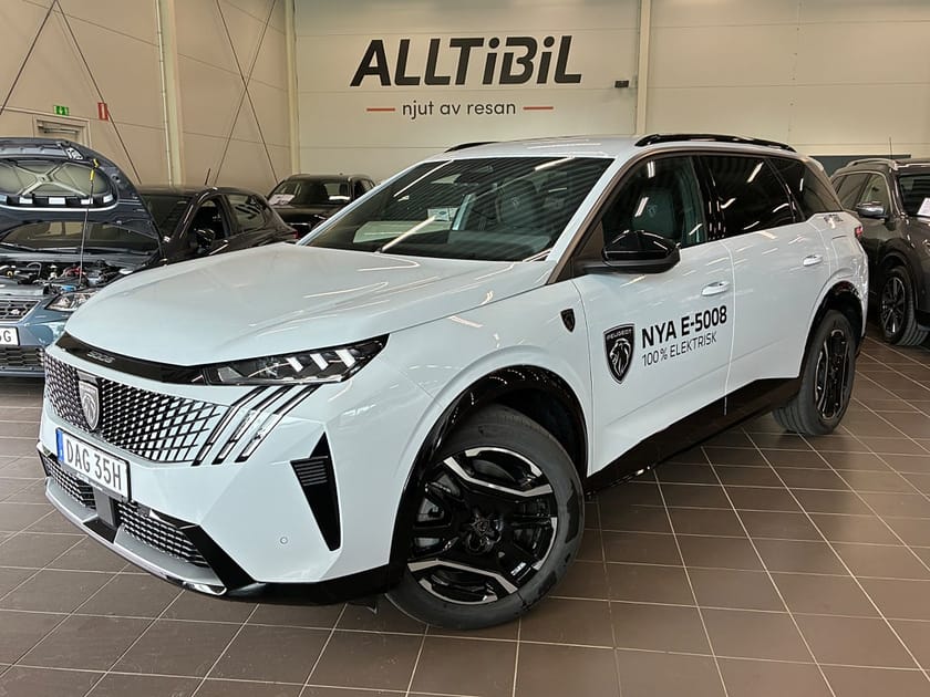 Bild 1 av Peugeot E-5008 Long Range GT 97kWh Drag/Kamera/Värmare DEMOBIL
