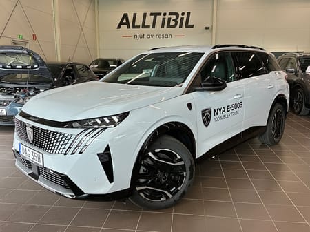 Peugeot E-5008 Long Range GT 97kWh Drag/Kamera/Värmare DEMOBIL