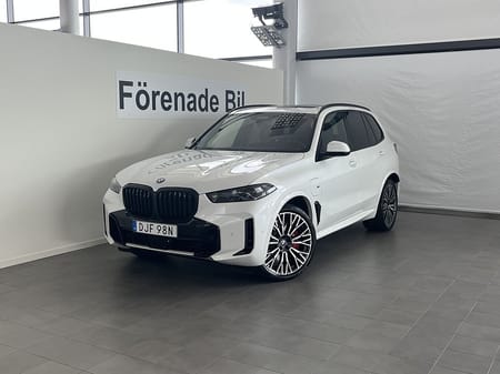 BMW X5 xDrive50e 2,95%ränta M Sport Pro 22" Drag H/K Panorama