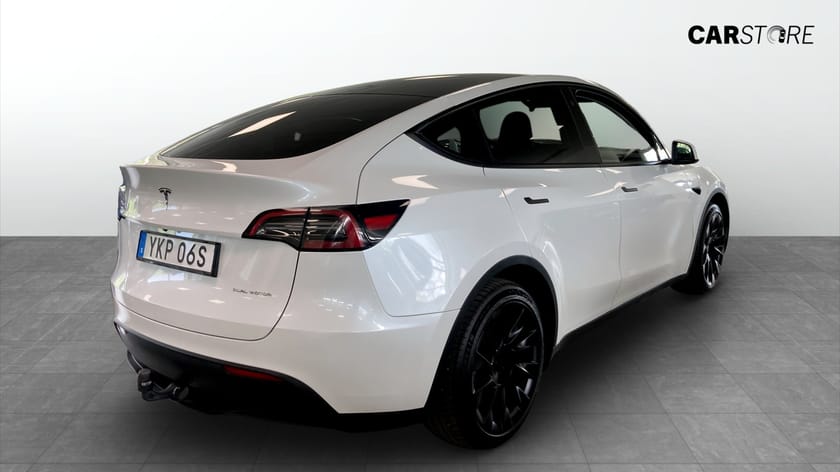 Bild 2 av Tesla Model Y Long Range AWD 514HK DRAG PANO KAMERA MOMS