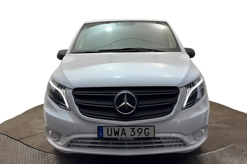 Bild 3 av Mercedes-Benz Vito 119 CDI 2.8t Lång Drag Inredd Navi Kamera Värmare Läder 3sits
