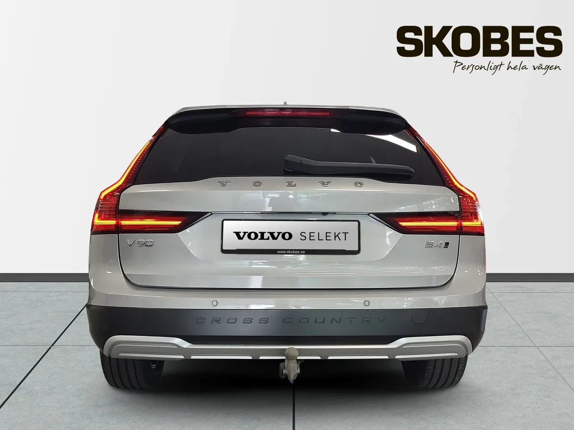 Volvo V90 Cross Country