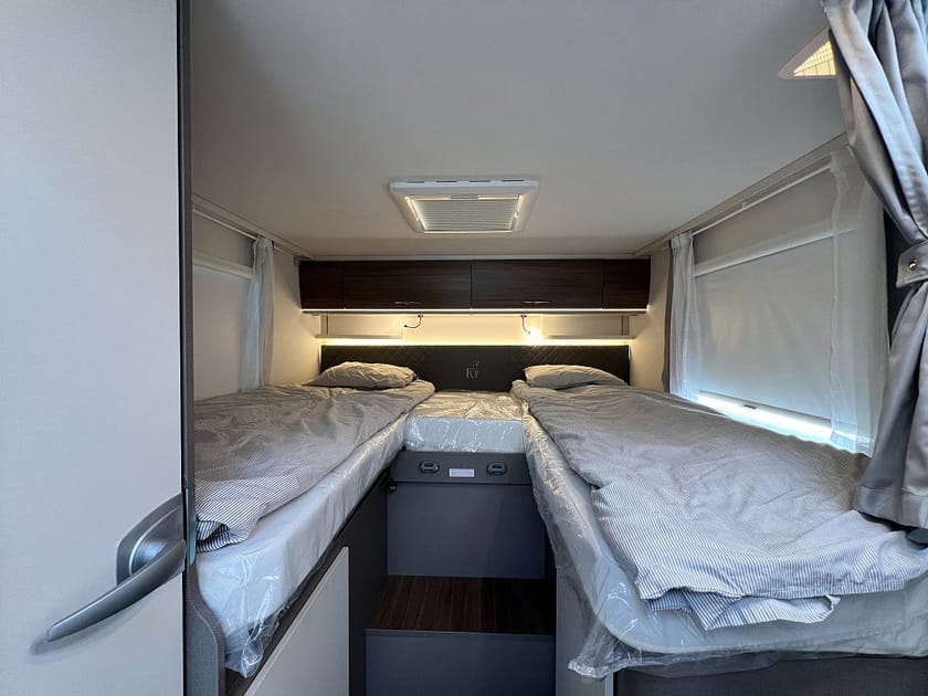 Bild 2 av Fiat Ducato Conversion Chassi Platform Etrusco T7400 SB T7400 SB