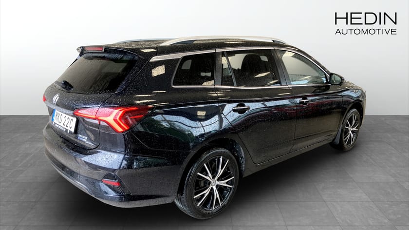 Bild 2 av MG 5 Long Range MG5 61 KWH LUX | 15.000kr laddkort