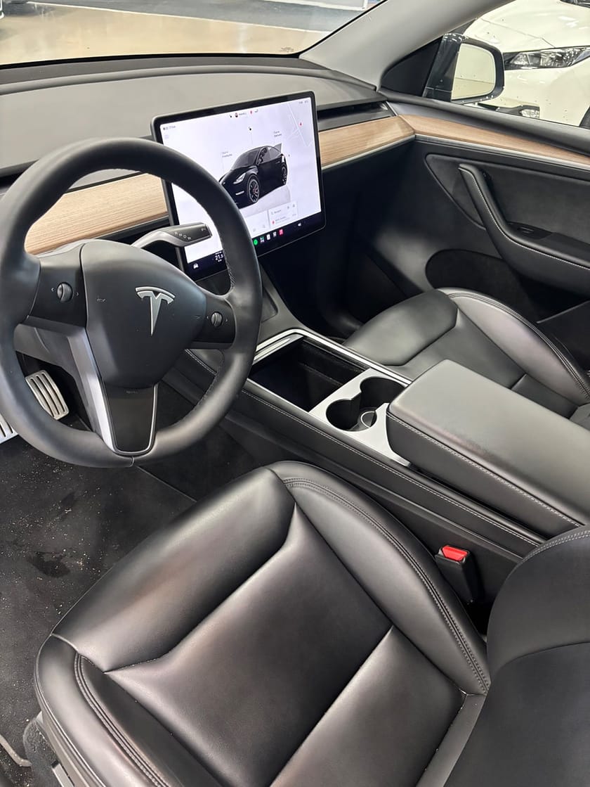 Bild 2 av Tesla Model Y Performance Drag 2,99% ränta