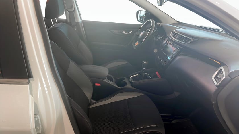Bild 3 av Nissan Qashqai 1.3 DIG-T Manuell, 140hk, 2021