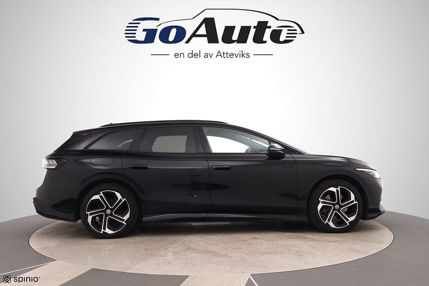 Bild 3 av Volkswagen ID.7 GTX Tourer Tourer, 340hk 360-Kamera HUD Drag