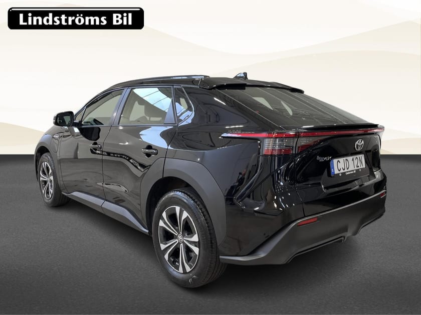 Bild 4 av Toyota bZ4X