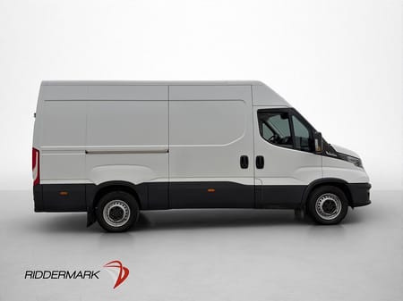 Iveco Daily 35-140 Van 35 L3H2 2.3JTD FLYTTBIL Värmare 3-Sits Moms