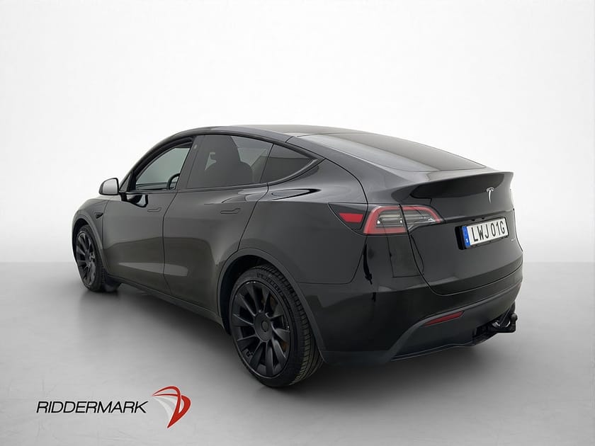 Bild 5 av Tesla Model Y Long Range AWD Svensksåld Värmepump MOMS