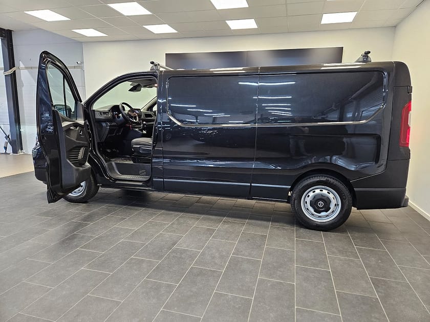 Bild 3 av Nissan Primastar 2.0 dCi 150hk Värmare PDC Drag Verkstadsinredning MOMS