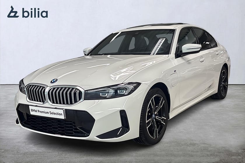 Bild 1 av BMW 330e Sedan M-Sport | Taklucka | Tonade rutor | 19" | Navi