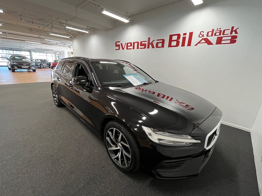 Bild 2 av Volvo V60 D3 AUT Momentum Drag Pano 2,99% Ränta