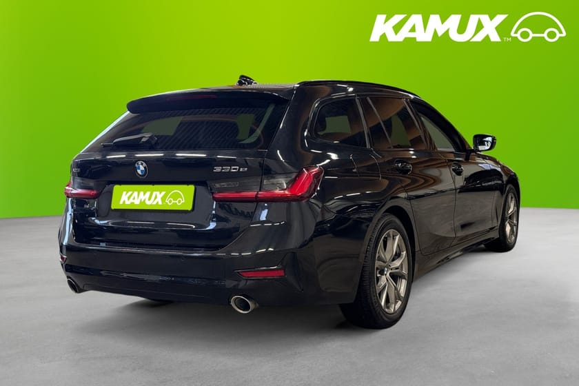 Bild 4 av BMW 330e xDrive Touring Sportline 292hk Drag Adaptiv Farth