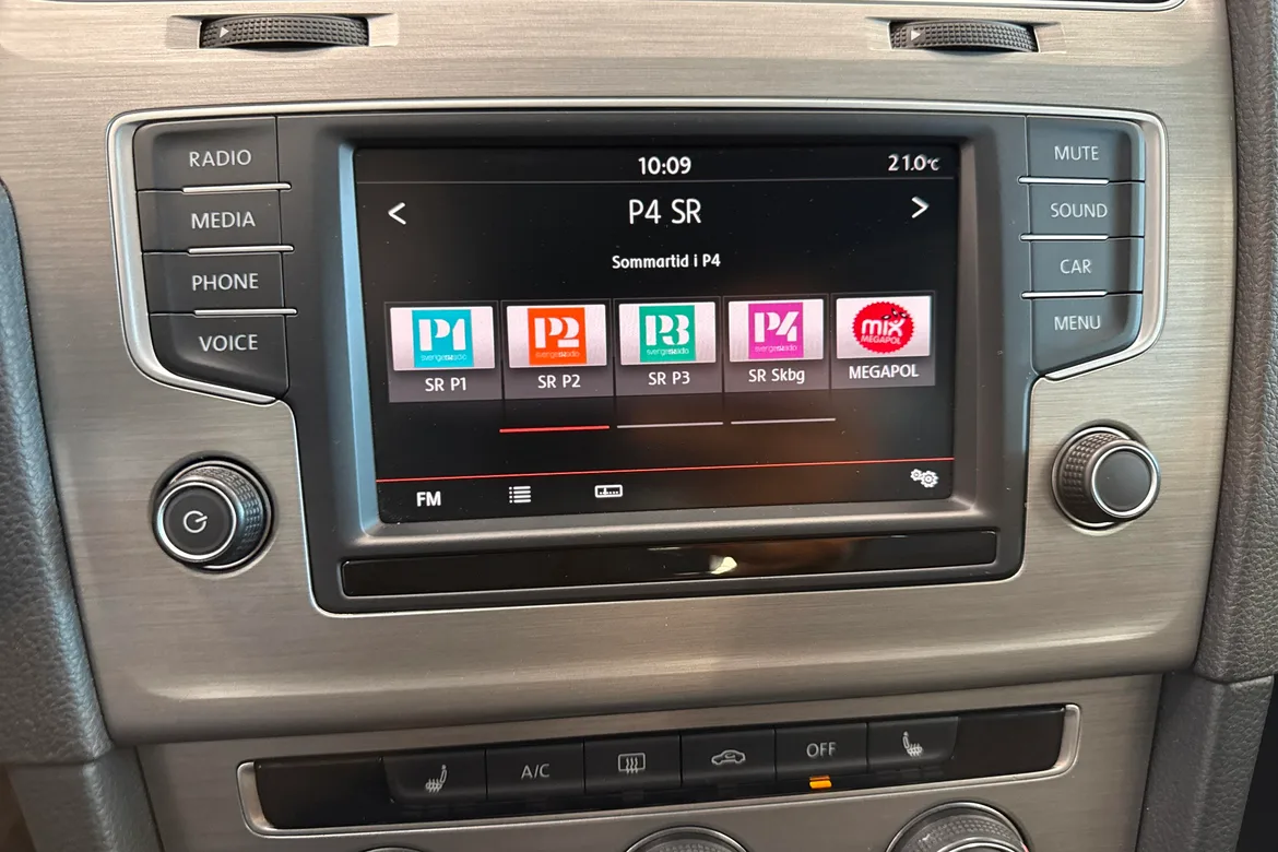 picture of a car