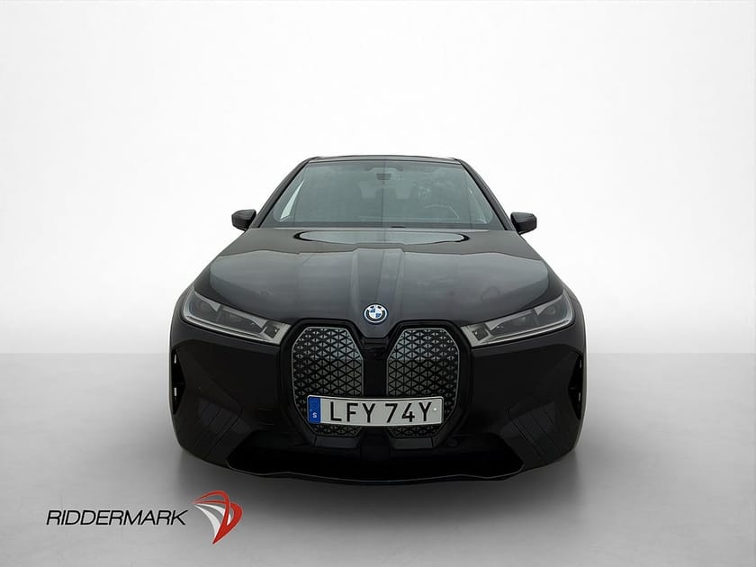 Bild 3 av BMW iX xDrive50 Sport Package Sky Lounge Drag Laser MOMS