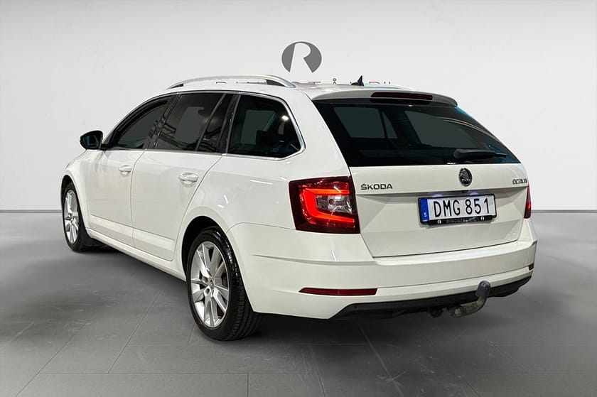 Bild 5 av Škoda Octavia Kombi 1.0 TSI 115 HK STYLE DRAG B-VÄRM NAVI 12300MIL