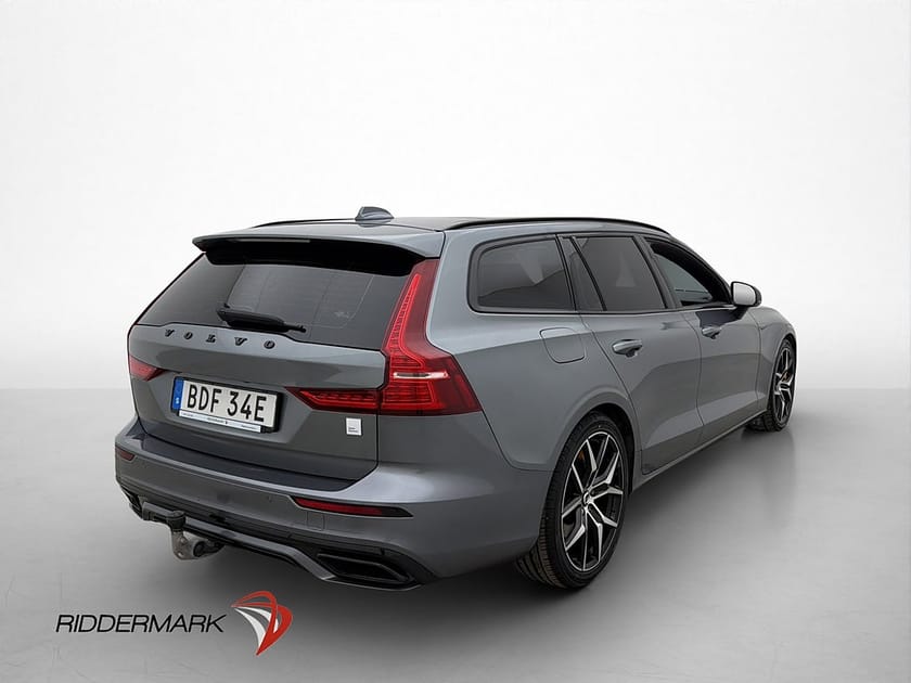 Bild 4 av Volvo V60 Recharge T8 AWD R-Design VOC Pano H/K HuD 360°