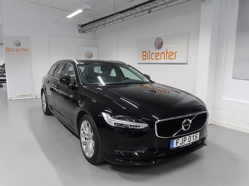 Bild 3 av Volvo V90 D4 V-Däck ingår Skinn-Drag-Värmare-VoC-Pilot-Rattvärme-