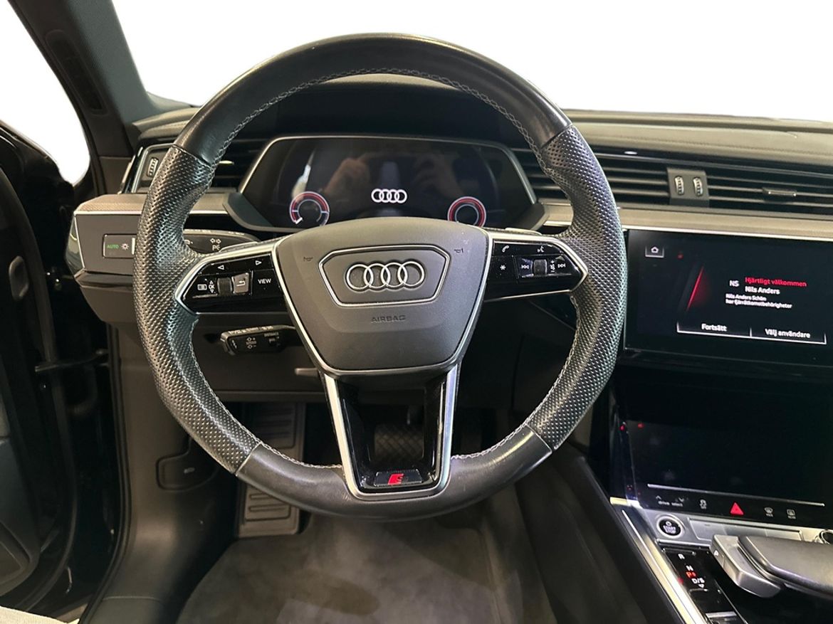 Audi Audi e-tron Sportback 55 quattro — bild 11
