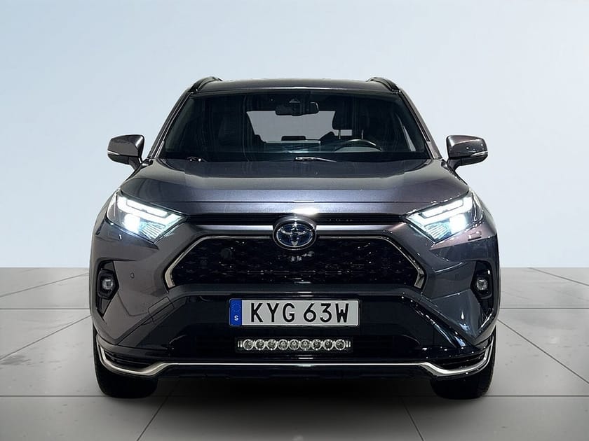 Bild 2 av Toyota RAV4 Plug-in Hybrid E-CVT X EDT Mvärm Drag Kamera GPS SoV