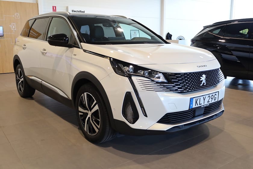 Bild 3 av Peugeot 5008 GT Line 1.2 PureTech EAT 131hk 7-sits | Kamera |Navi |