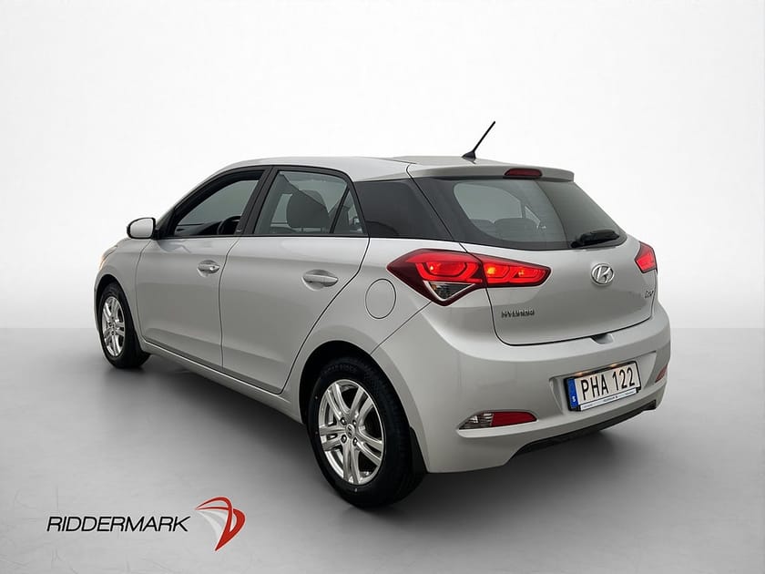Bild 5 av Hyundai i20 1.2 75hk Comfort 2 Brukare Rattvärme Bluetooth