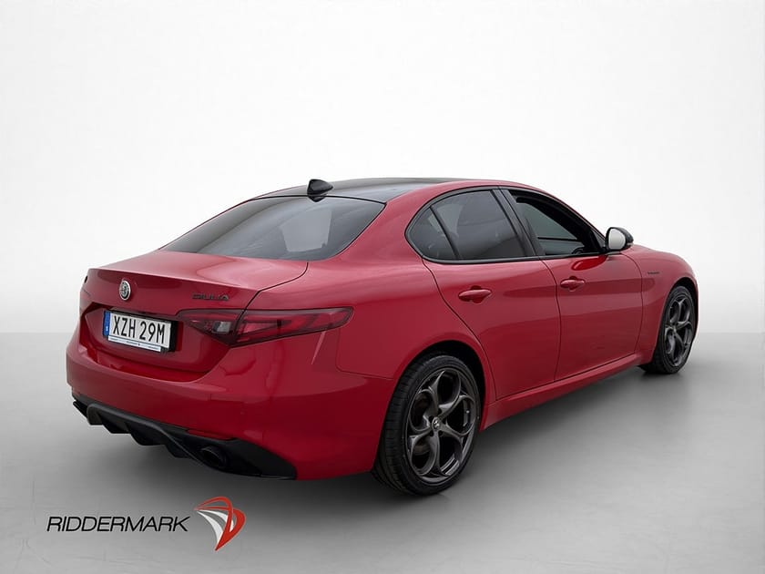 Bild 5 av Alfa Romeo Giulia Q4 280hk Veloce Pano H/K Skinn En-brukare