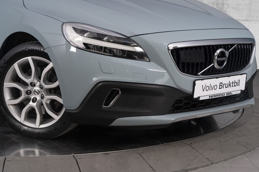 Bilde 3 av Volvo V40 Cross Country T4 AWD Summum Aut. Adaptiv CC/Volvo On Call/Navi