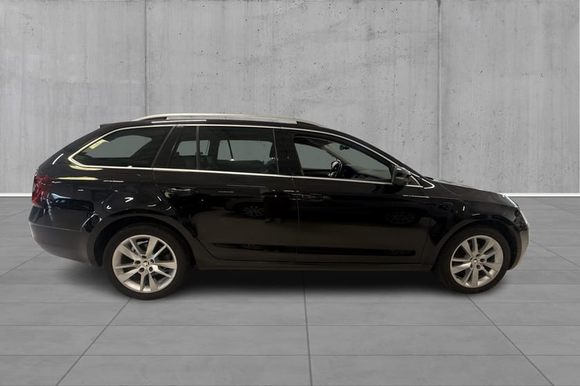 Bilde 4 av Škoda Octavia Stasjonsvogn 2.0L 150HK, Hengerfeste, Style, Automat, 4x4